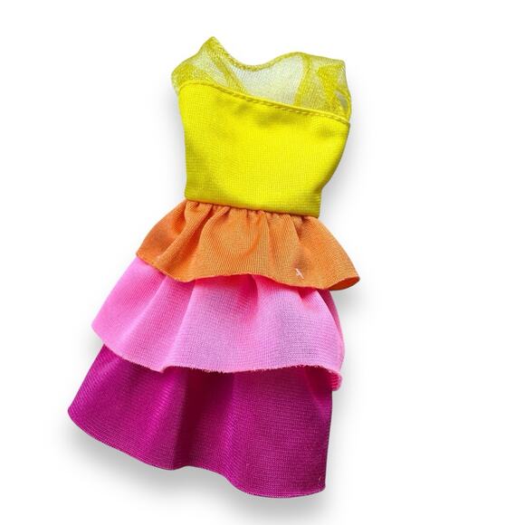 Barbie Ultimate Curls Doll Clothes Lot: Layered Dress, Heels, Mirror, Purse - Picture 3 of 7